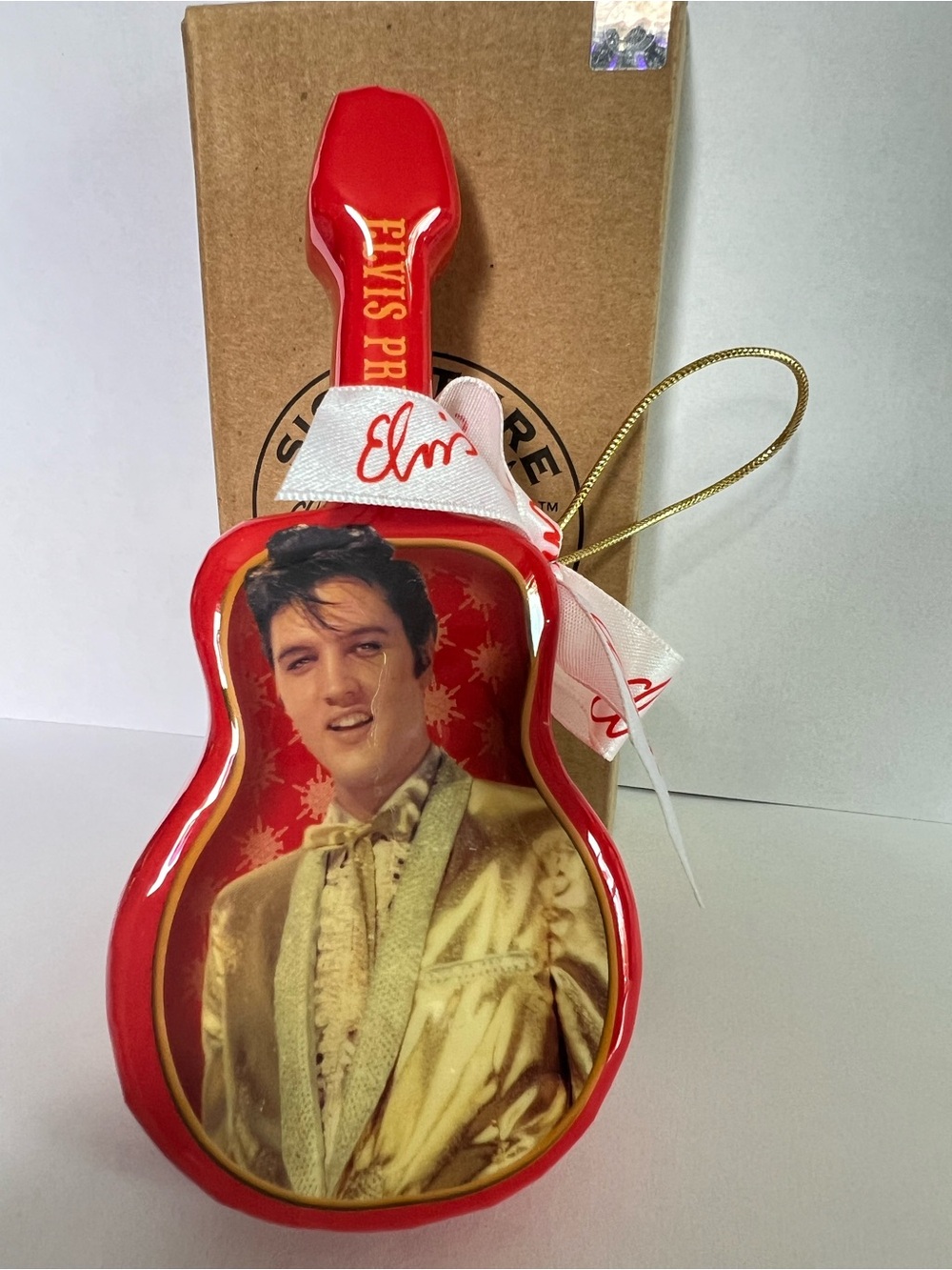 Elvis Presley Ornament - Picture 2 of 6